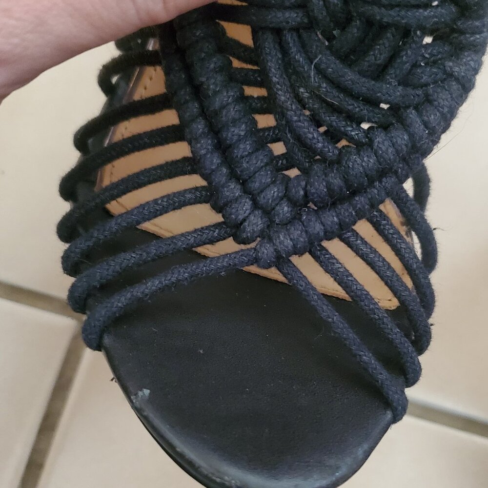 NWOT Badgley Mischka Strappy Heels – Size 9.5 - Picture 12 of 16